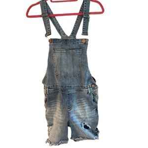 STS Blue. bluejean overalls. Distressed.‎ size junior 13.
